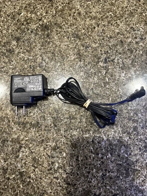PLANTRONICS SSC-090050 Power Supply 9V - 500mA OEM AC/DC Adapter 203158-02 90Deg - Image 1 of 4
