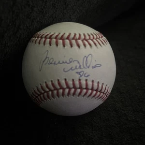 Bernie Williams Autographed New York Yankees Signed OMLB JSA COA Auto - Picture 1 of 1
