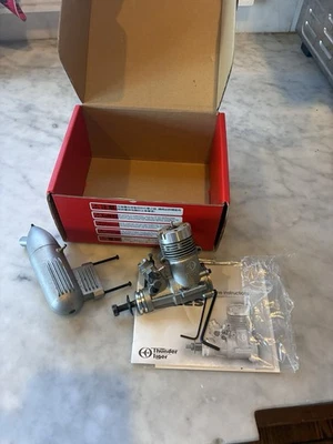 Motor de avión modelo Thunder Tiger Pro 46 Balsa R/C nuevo en caja Foto 1 de 4