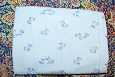 Manta receptora de franela blanca Carter's nueva sin etiquetas con perros azules Lab Terrier Carters Foto 1 de 4