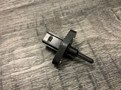 Sensor de temperatura del aire OEM 37880-KWW-C01 HONDA 2007-2021 CBR600RRR - FUNCIONA * Foto 1 de 2