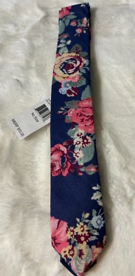 Corbata Penguin Para Hombre Azul Floral Ajustada Cuello Talla 56 x 2.25 Nueva con Etiquetas Foto 1 de 4
