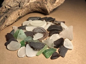 Genuine Atlantic Ocean Sea Glass Bottle Bottoms 35 Pieces #52 - Picture 1 of 5