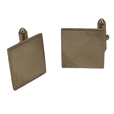 Gemelos cuadrados grabados cuadrados firmados Swank tono dorado gemelos traje de esmoquin vintage Foto 1 de 4