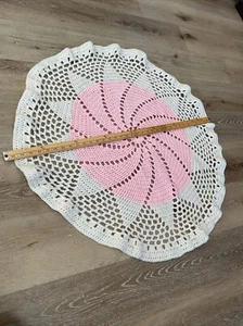 Handmade - Vintage Circle Afghan Crochet Blanket - 35” Diameter - Pink & White - Picture 1 of 5
