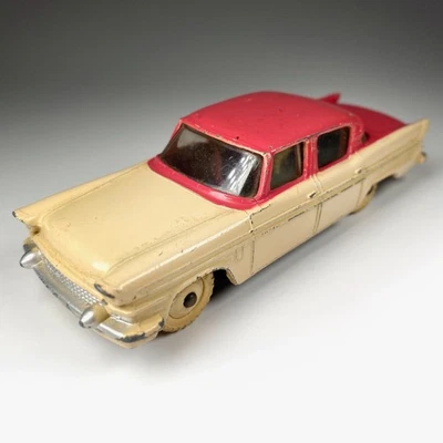 Vintage ~ 1958-63 DINKY TOYS #180 Packard CLIPPER Inglaterra Coche Meccano Rosa Crema Foto 1 de 4