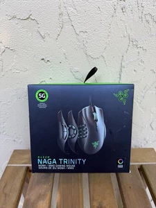 Razer Naga Trinity USB MMO/MOBA Gaming Mouse RZ01-02410100-R3M1 *BRAND NEW* - Picture 1 of 4