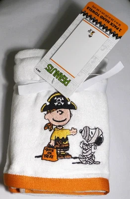 NEW Peanuts 16"x26" 2 Pk Hand Towels Embroidered Halloween Charlie Snoopy Pirate - Image 1 of 4