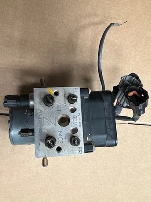 Bomba de peça de freio antibloqueio compatível com 05-06 INFINITI Q45 297486 - Imagem 1 de 4