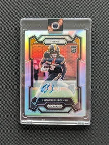Chicago Bears Panini Prizm Draft Picks Luther Burden #198 Silver Prizm Auto (RC) - Bild 1 von 2