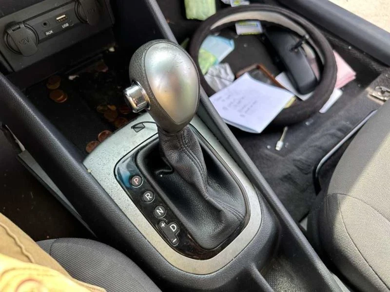 Conjunto de palanca de cambios automática Kia Rio 2017 Foto 1 de 4