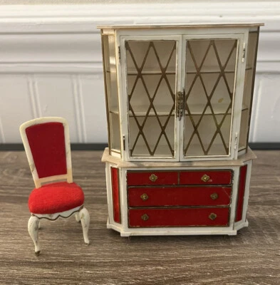 Silla gabinete china casa de muñecas terciopelo rojo plástico miniatura vintage IDEAL Foto 1 de 4