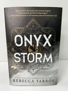 ONYX STORM Deluxe Limited EDITION BOOK HARDCOVER - Fast Shipping - Picture 1 of 5