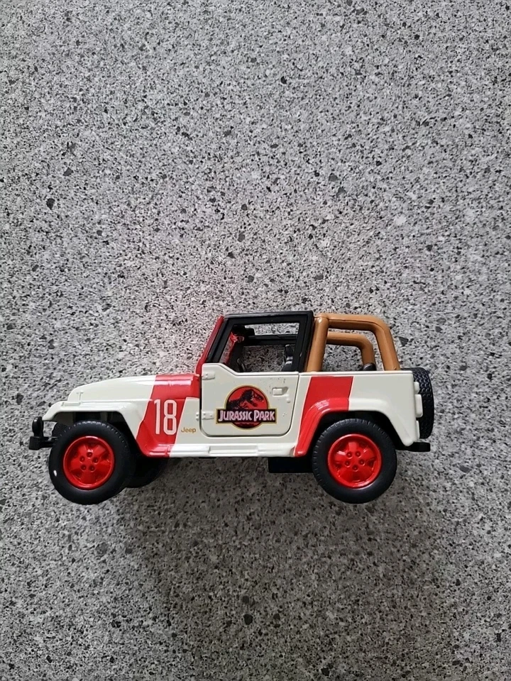 Jurassic Park Jeep Wrangler 1/32 Die Cast JP18 4x4 Jada Toys 32129 - Image 1 of 4