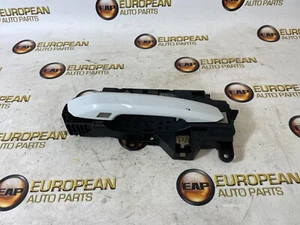 2017-2024 AUDI A4 S4 B9 RIGHT PASSENGER FRONT EXTERIOR DOOR HANDLE WHITE - Picture 1 of 4