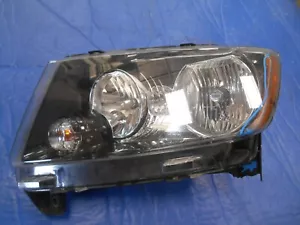 2012-13 Jeep Grand Cherokee Altitude Trailhawk Left FRONT HEADLIGHT HEADLAMP OEM - Picture 1 of 6