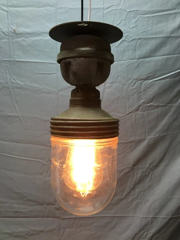 VTG Industrial Crouse Hinds Shock Absorber Threaded Benjamin Shade Light 714-22B Cover