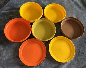 Lotto vintage di 7 piatti/coperchi servizio ciotole Tupperware Seal 1253 1206 1207 - Foto 1 di 16