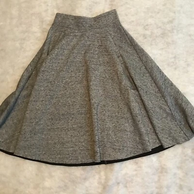 H&M Skirt Sz XS Heather Gray Knit Flare Swing High-Rise Pull On Knee Length 25" - Image 1 of 4