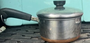 Revere Ware Sauce Pot 1 1/2 quart Copper Bottom Lid Clinton ILL USA 1801 - Picture 1 of 5