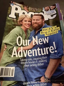 PEOPLE MAGAZINE / November 28,2022. HGTV’s Ben & Erin Napier T-526 - Imagen 1 de 3