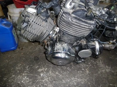 Motor motor funciona bien Vstar 650 XVS650 98-07 Yamaha #P27 Foto 1 de 4