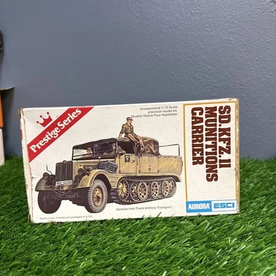 ESCI SD.KFZ.II Munitions Carrier Model Kit 1/72 Read #40 - Image 1 of 3