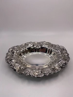 TOWLE Silverplate 7"L Oval Bon Bon Bowl ~ EXCELLENT~ - Image 1 of 4