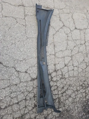 Panel de ventilación capó Toyota Camry 2004-2006 Foto 1 de 4