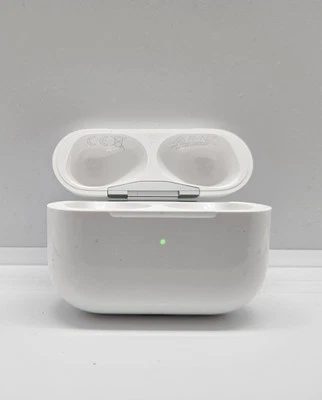 Official Apple AirPods Pro 2nd Generation A2968 USB-C Charging Case Only - Image 1 of 4