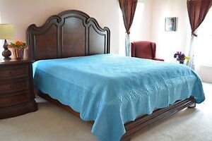 Tache 3-5 PC Cream Blue Tan Super Soft Plush Velvet Waves Quilt Bedspread Set