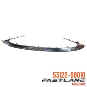 2015-2018 LEXUS ES350/ES300H MOULDING, RADIATOR GRILLE LOWER NEW OEM 53122-06010 - Picture 1 of 8