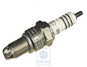 Genuine VW SEAT AUDI Caddy Golf Cabriolet Variant Spark Plug 101000050AB - Picture 1 of 2