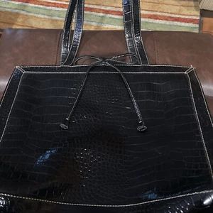 Liz Claiborne Black Croc Purse / Satchel Handbag Pink Lining Pockets Computer - Picture 1 of 9