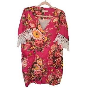 Impressionismus rosa Blumen Spitze Hausmantel Druckknöpfe Taschen Gr. M Moo Moo - Bild 1 von 7
