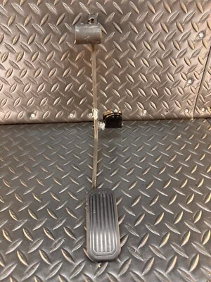 Pedal acelerador de gasolina Toyota Avalon 2000-2004 OEM Foto 1 de 4