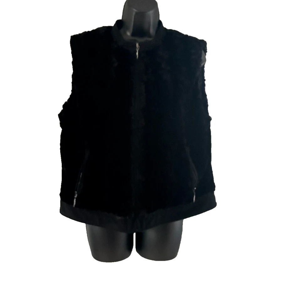 Doncaster Size 16 Womens Black Faux Fur Zip Front Lined Vest Zippered Pockets - Image 1 of 4