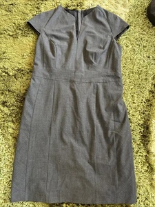 Etuikleid Damen Grau Größe 42/44 by S. Oliver Wie Neu - Bild 1 von 8