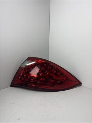 Conjunto de lámpara de luz trasera derecha Porsche Cayenne 2012 OEM 7P5945096L Foto 1 de 4