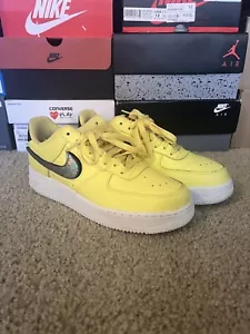 Size 9.5 - Nike Air Force 1 Low '07 LV8 Yellow Pulse - Picture 1 of 5