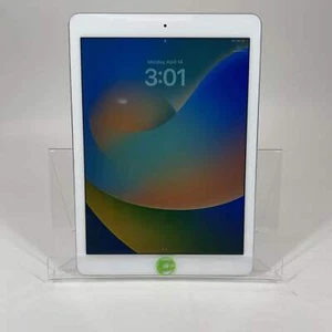 WiFi Only Apple iPad Pro 9.7" 128GB 16.7.11 SILVER MLMW2LL/A - Picture 1 of 7