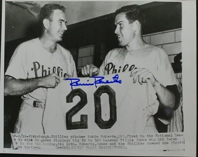 Robin Roberts Philadelphia Phillies HOF (d.10) News Press Photo Autographed JSA  - Image 1 of 4