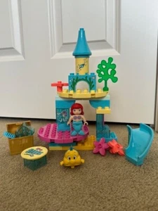 Lego DUPLO Disney Castillo Submarino de Ariel 35 Piezas # 10922 Sin Caja Sin Libro ~ Retirado - Imagen 1 de 2