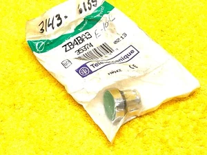 TELEMECANIQUE ZB4BA3 GREEN FLUSH MOMENTARY PUSHBUTTON 35374 - Picture 1 of 5