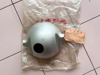 НОВЫЙ ИЗ СТАРЫХ ЗАПАСОВ ЯПОНИЯ HONDA CG125 MT250 SL250S XL250 XL350 ЧЕХОЛ ДЛЯ ФАРЫ ПОДЛИННЫЙ ИМЕЕТ ДЕФЕКТ - Изображение 1 из 4