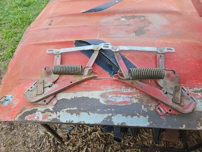 Dodge Charger Superbee GTX 1971-1974 Road Runner Satilite B carrocería capó bisagra OEM Foto 1 de 4