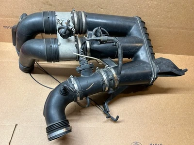 Cadillac Catera 1998 3,0 L filtro de aire salida conducto manguera de admisión 90531959 Foto 1 de 4