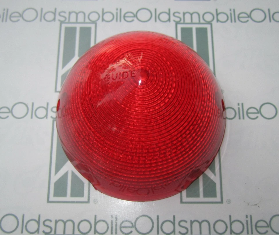 Lente de luz trasera Oldsmobile 98 1952-1953 y Fiesta. Impresión Guide R3-52 Foto 1 de 4