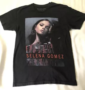 Selena Gomez Revival Tour 2016 Official Merch Black Concert T Shirt Size Small - Picture 1 of 7