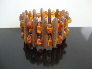 Vtg Fab Baltic Amber with Insertions & Wood Wide Extensible Bracelet - Picture 1 of 8